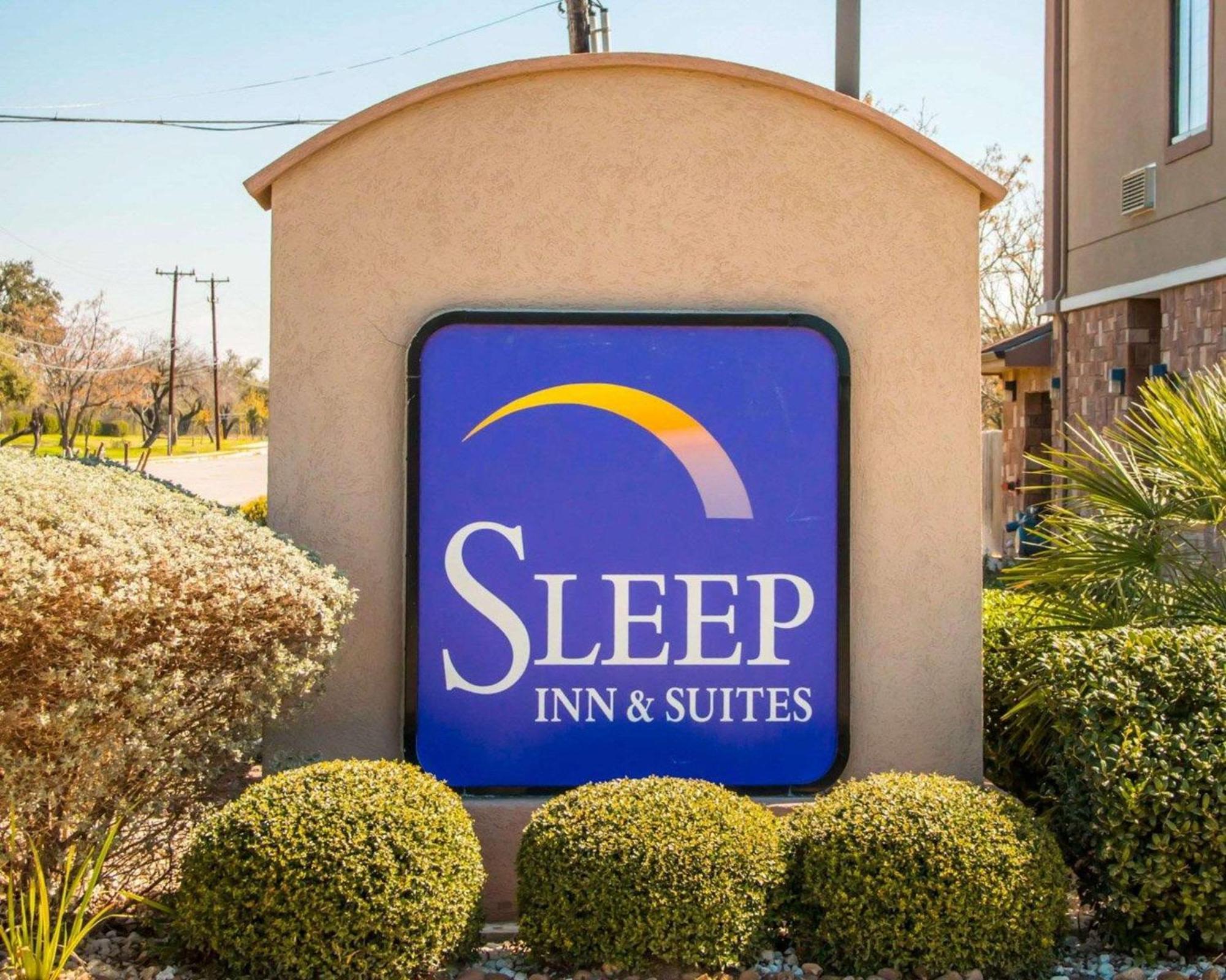 Sleep Inn & Suites At Six Flags San Antonio Exterior photo